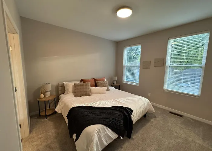 Holiday home Elegant Townhouse Near Ndsu And Downtown #101 Fargo