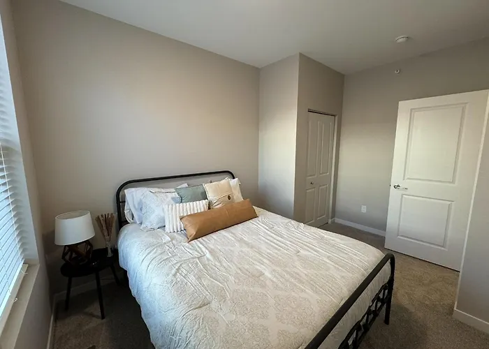 Elegant Townhouse Near Ndsu And Downtown #101 Fargo