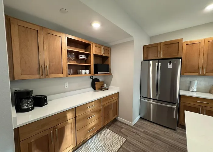 Elegant Townhouse Near Ndsu And Downtown #101 Fargo