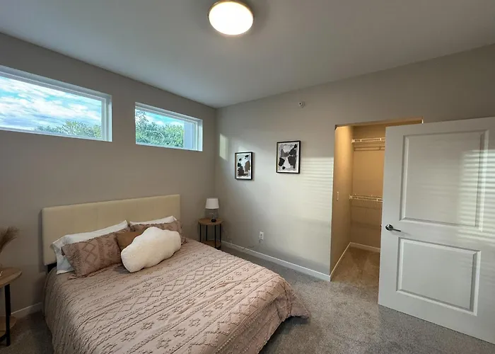 Holiday home Elegant Townhouse Near Ndsu And Downtown #101 Fargo